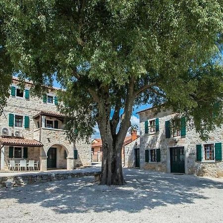 Villa Antonci-18, Pool, 3 Houses, Jacuzzi, Private Territory Antonci  Екстериор снимка