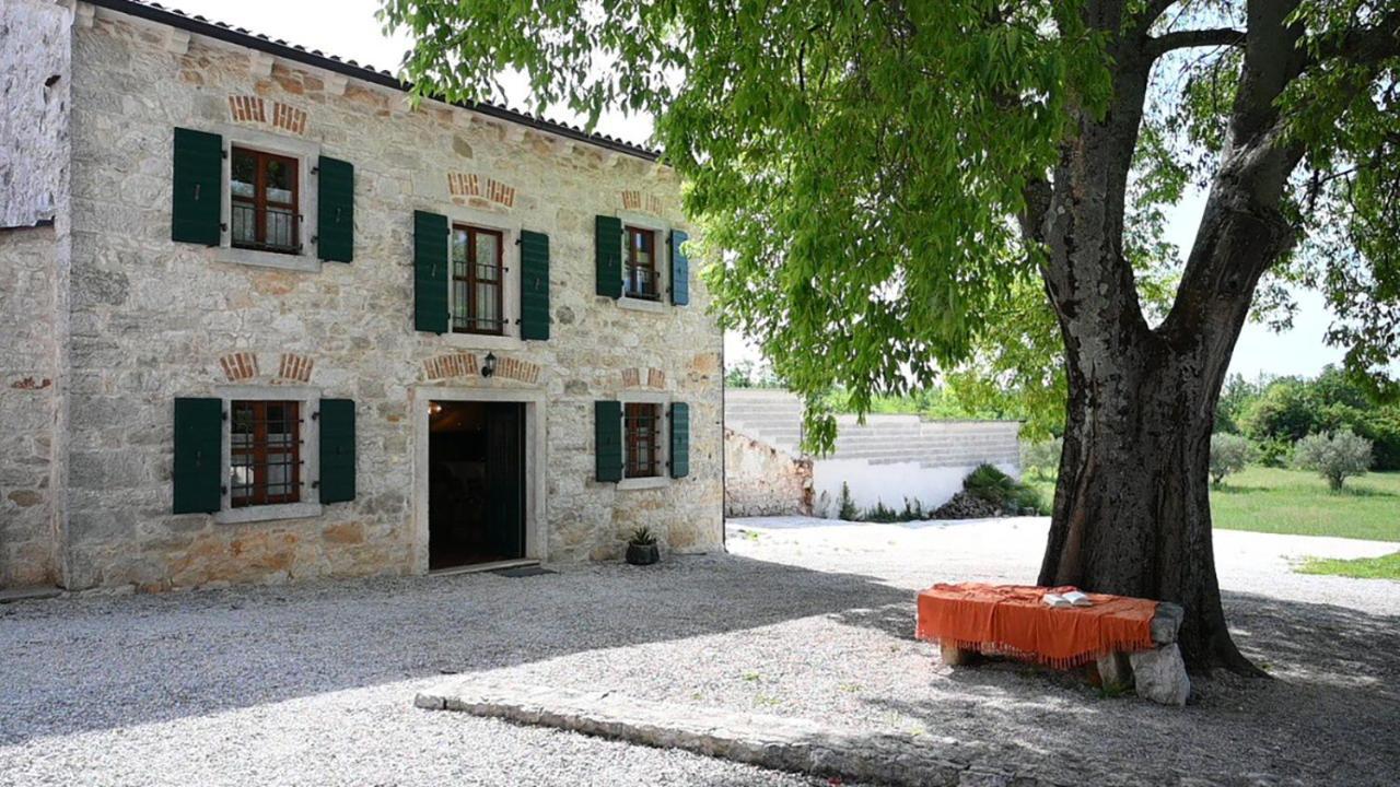 Villa Antonci-18, Pool, 3 Houses, Jacuzzi, Private Territory Antonci  Екстериор снимка