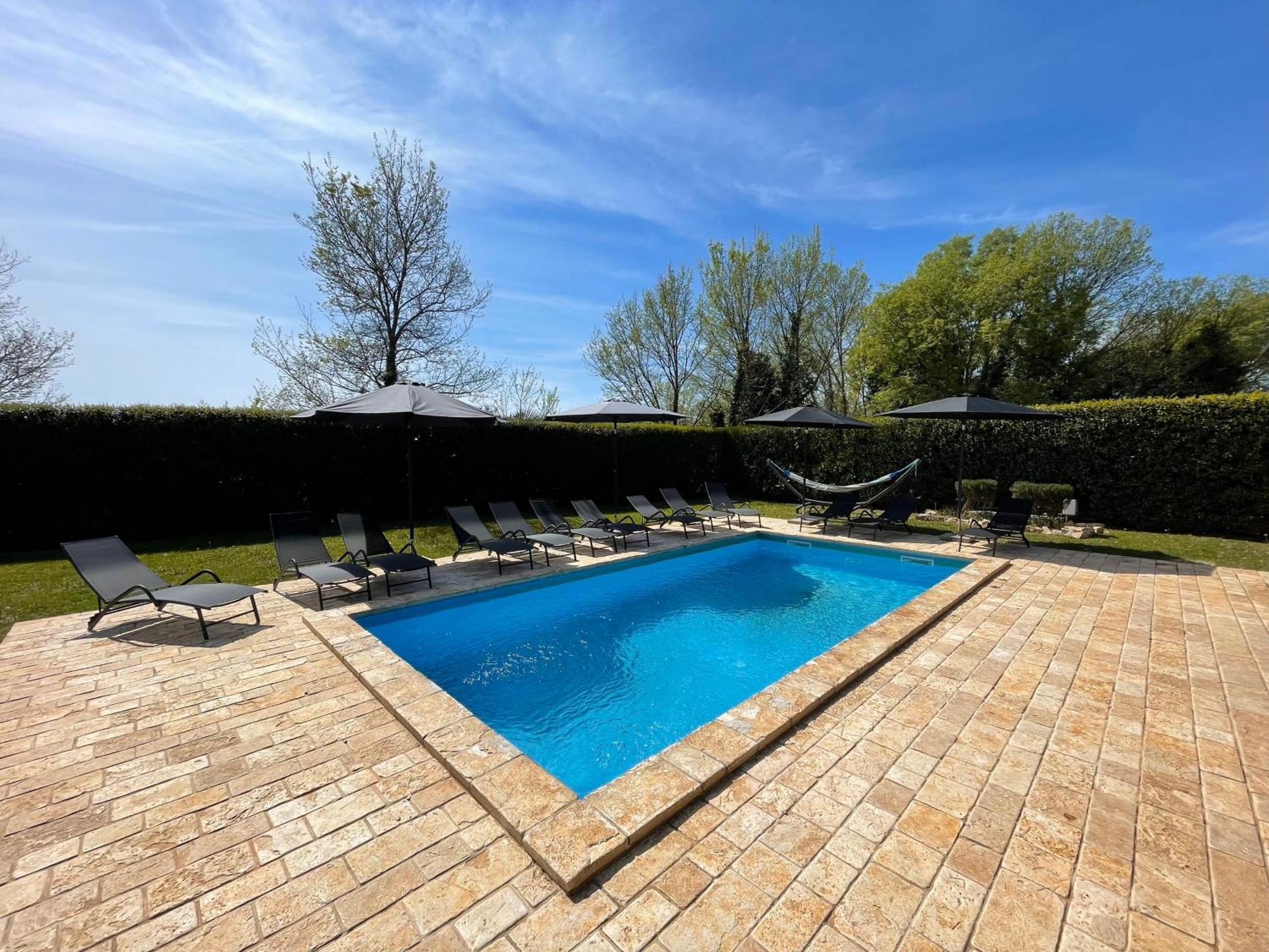 Villa Antonci-18, Pool, 3 Houses, Jacuzzi, Private Territory Antonci  Екстериор снимка
